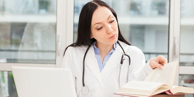 Required Doctor MBBS BAMS BHMS BPT Female for Delhi NCR